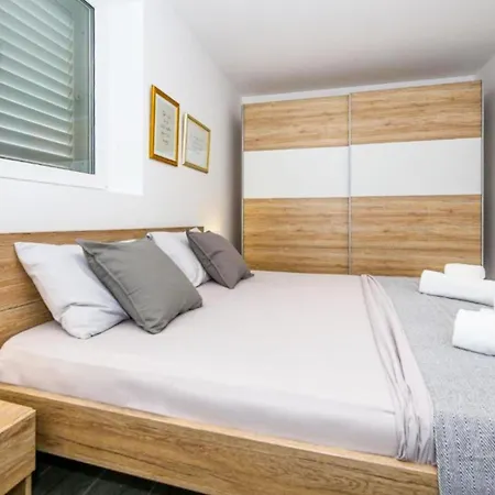 Ambi By Interhome * Trogir